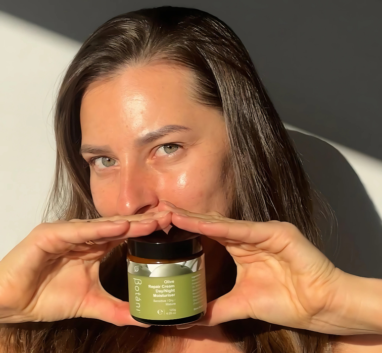 BOTANI OLIVE REPAIR CREAM DAY NIGHT MOISTURISER 120G